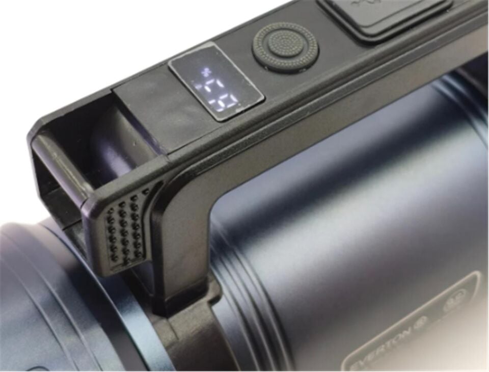 Everton Rt-829 Şarjlı Projektör 150w Zoom Led gösterge 1500lümen 3 Seviye Aydınlatma
