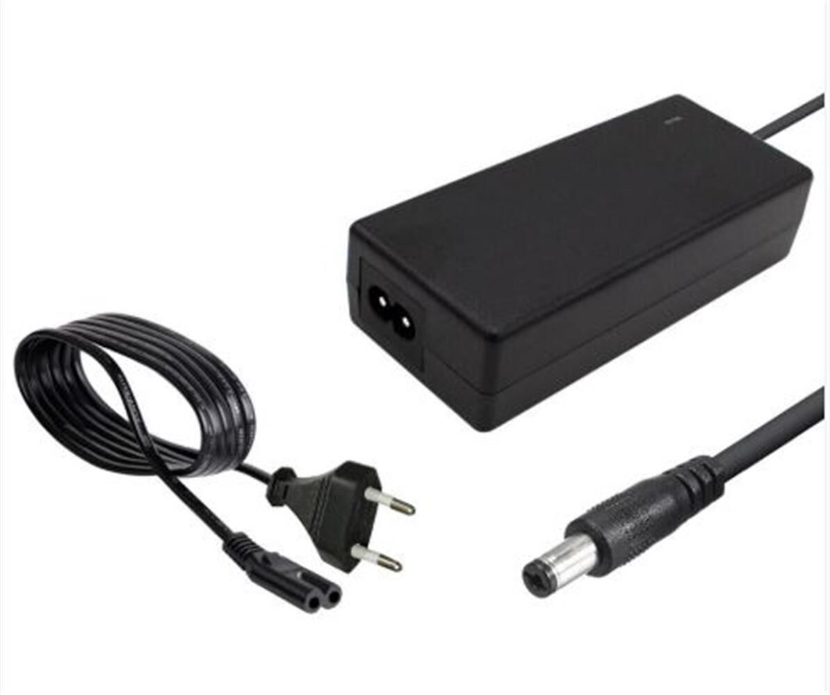 OneTech 12V 5A  Amper Plastik Adaptör