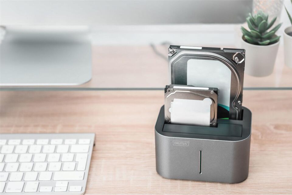 Digitus DA-71540-1 2.5''-3.5'' USB 3.0 2-port'lu SATA HDD Docking Station, kopyalama özelliği